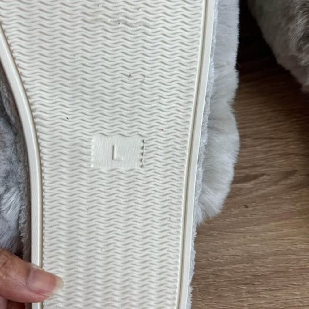 Pottery Barn ALPINE Women's Slippers NWT - Picture 6 of 10
